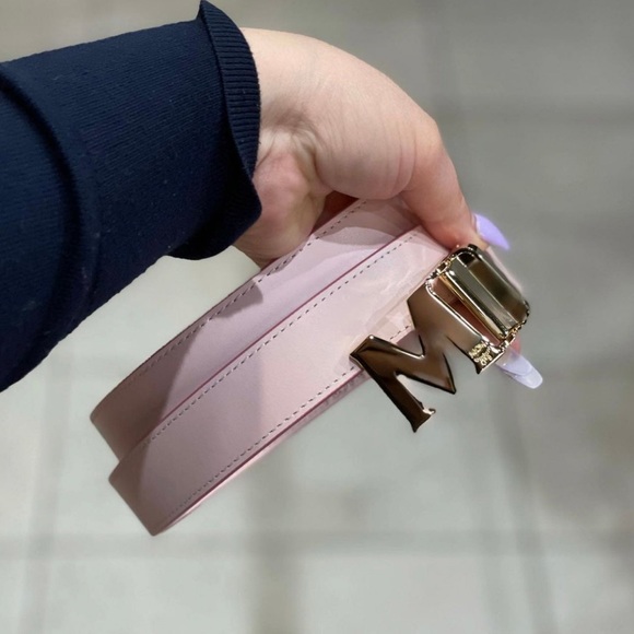 Last one! Authentic MCM women one size revisable belt - Picture 3 of 4